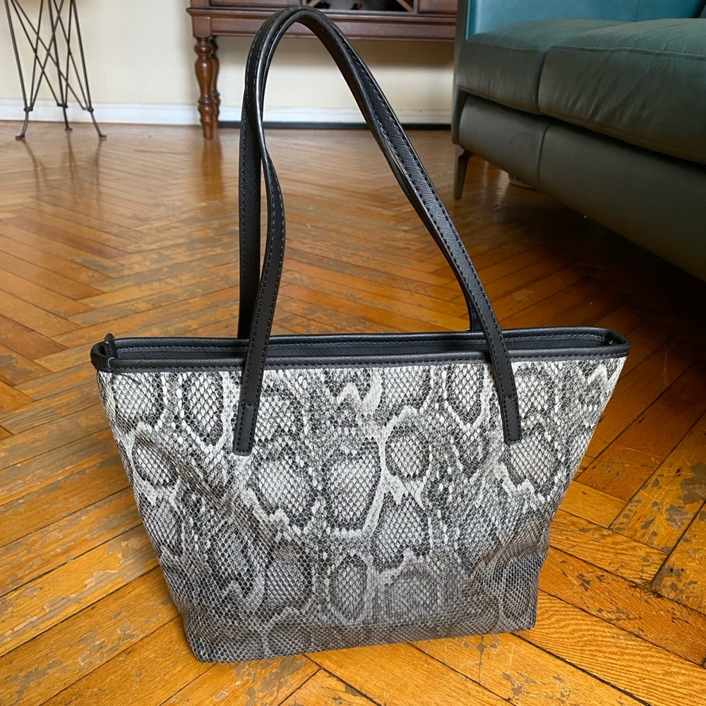 Nine West Python Print Grey/Black/White Faux Leat… - image 2